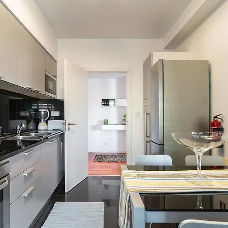 Ferienwohnung Fuer 2 Personen Ca 75 Qm In Funchal, Madeira Und Umgebung Apartment *