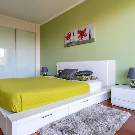 Apartment Ferienwohnung Fuer 2 Personen Ca 75 Qm In Funchal, Madeira Und Umgebung *